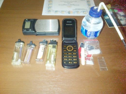 WartaPKU.com Oknum Pengacara Asal Pekanbaru Dibekuk Satuan Reserse Narkoba Polresta Padang