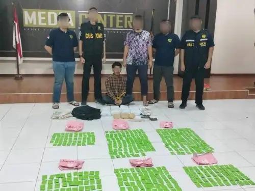 WartaPKU.com Penyelamatan Generasi Bangsa, Puluhan Ribu Jiwa Terlindungi dari Peredaran Sabu Malaysia