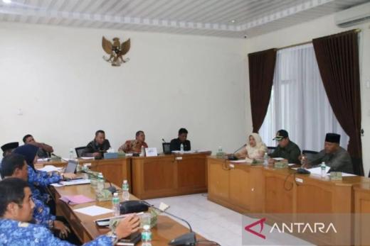 WartaPKU.com DPRD Agam Dorong OPD Kelola Potensi PAD Secara Maksimal